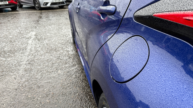 Toyota Yaris 1.5 Hybrid Design 5dr CVT Hybrid Hatchback